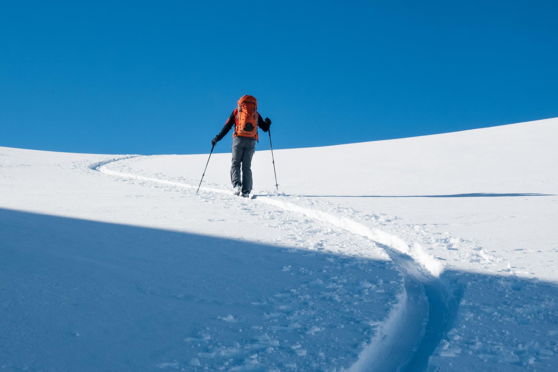 ski-touring-snow-backpack-non-ski