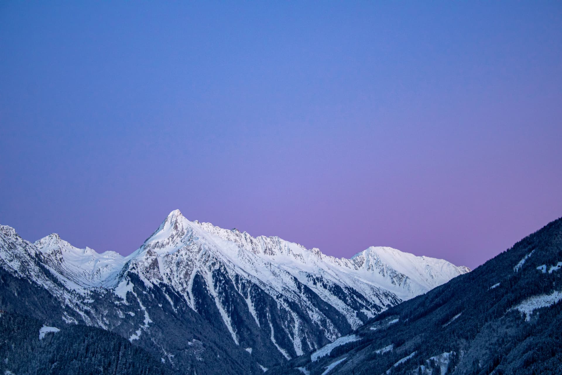 Austria-alps-night-sky-mountains