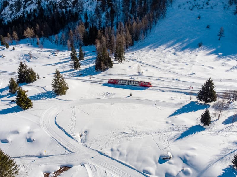 Train taking skiers to Vallorcine ski resort